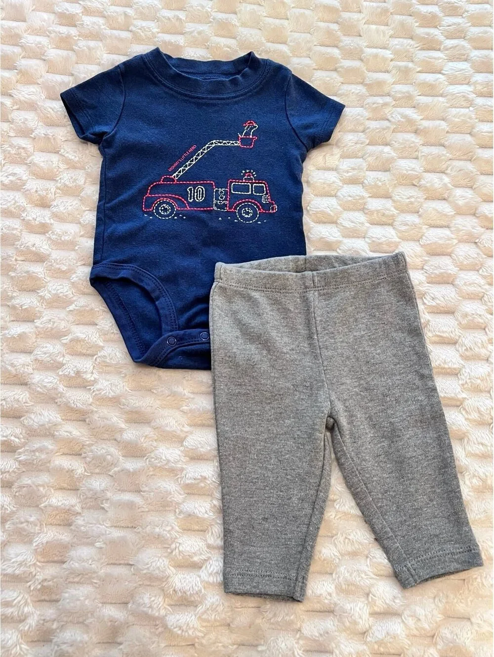 Carter’s Fire Truck Themed Short Sleeve Onesie & Pants Outfit Set (3m)